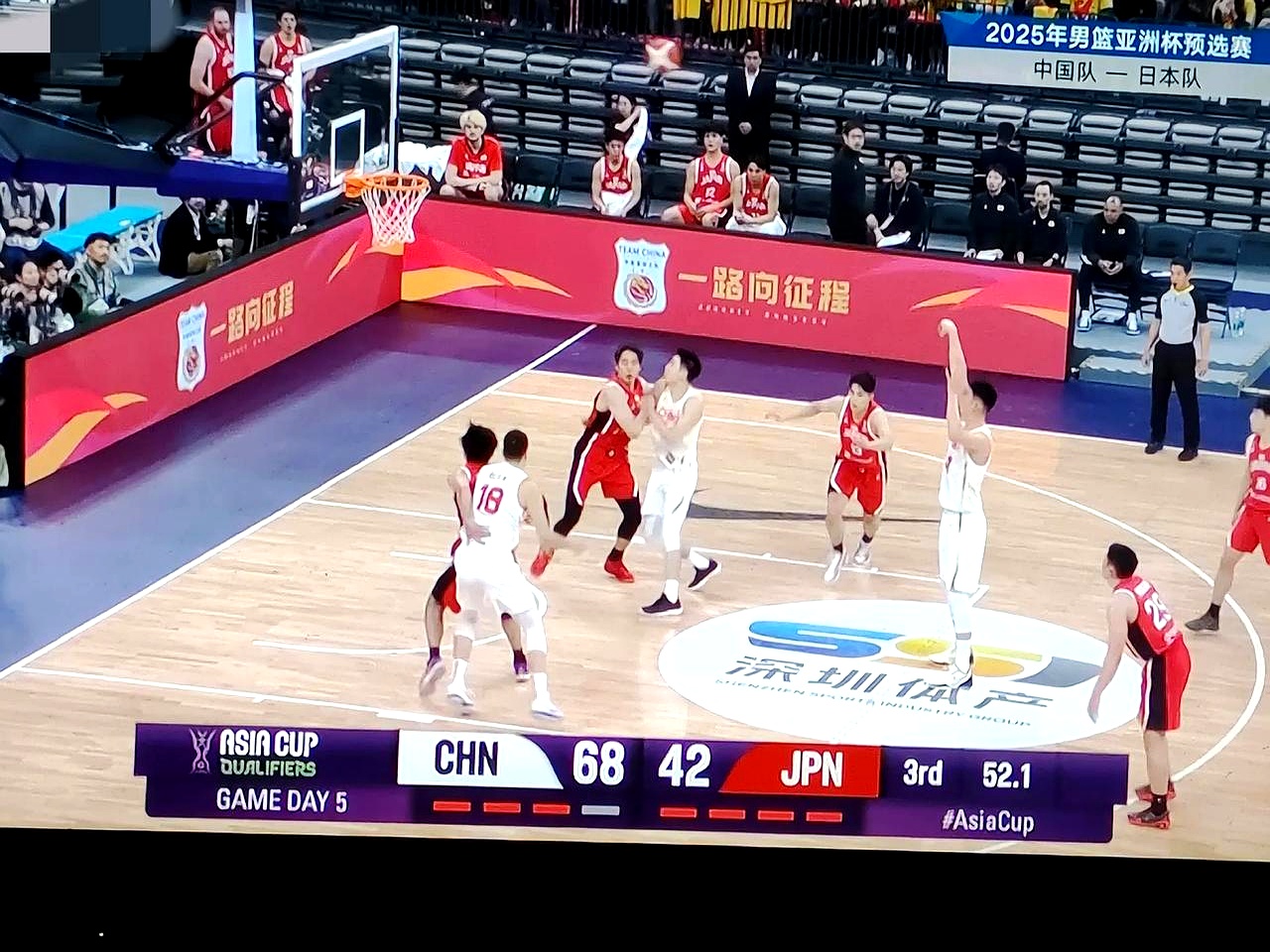 张三联赛：中国著名篮球比赛即将拉开序幕，士气大振