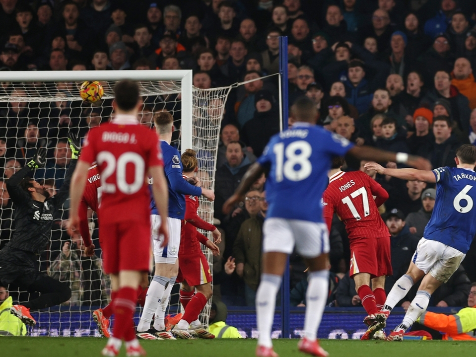 包含埃弗顿门将洛佩斯连续两场神扑保平对手,战绩斐然的词条 包含埃弗顿门将洛佩斯连续两场神扑保平对手,战绩斐然的词条