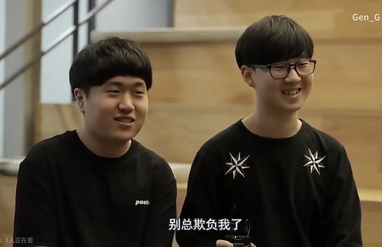 MAD横扫T1,Ruler极限生还后反打宿命之战八强赛,让粉丝疯狂欢呼 MAD横扫T1,Ruler极限生还后反打宿命之战八强赛,让粉丝疯狂欢呼