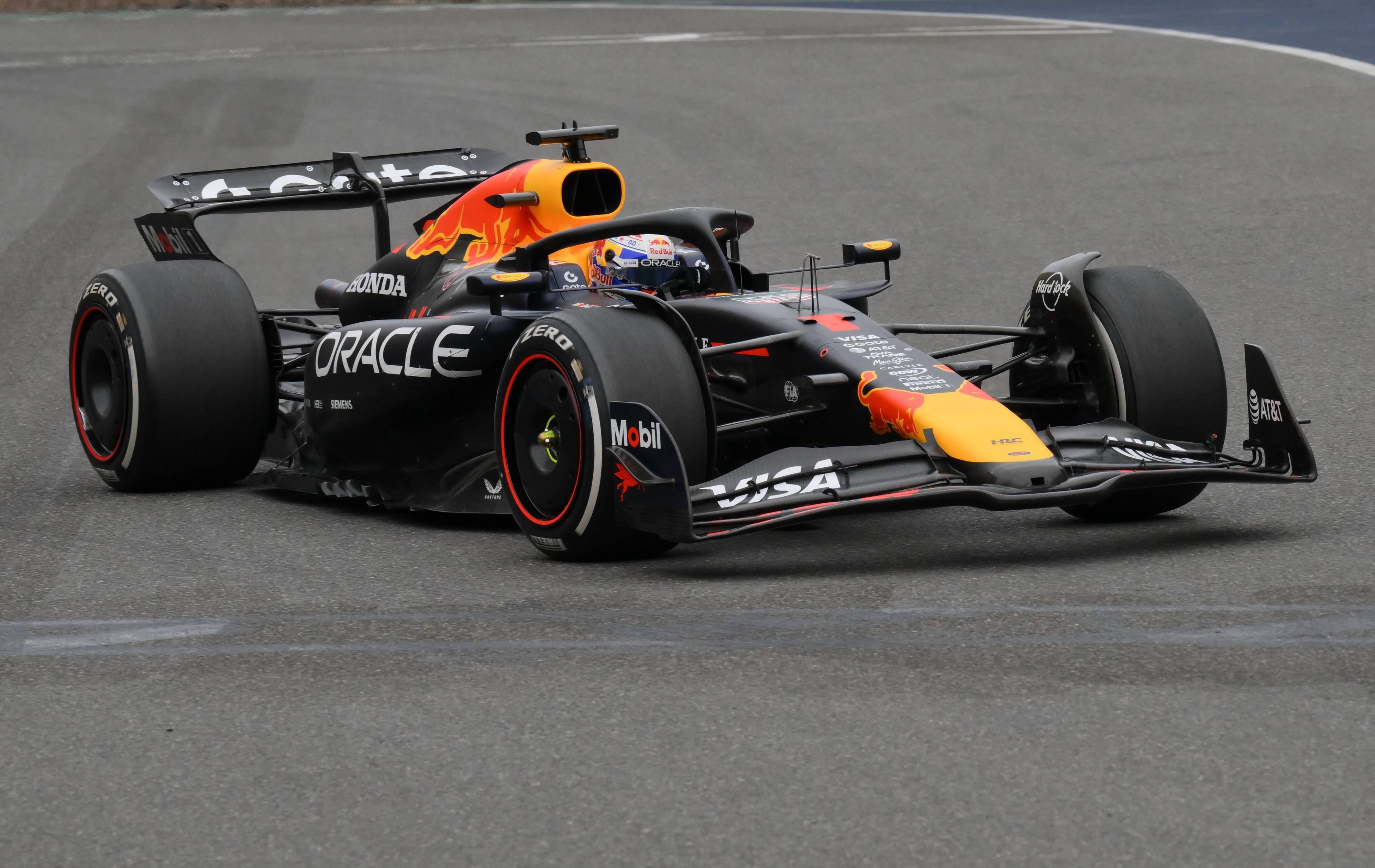 哈斯车队碾压威廉姆斯，皮亚斯特里点燃赛场