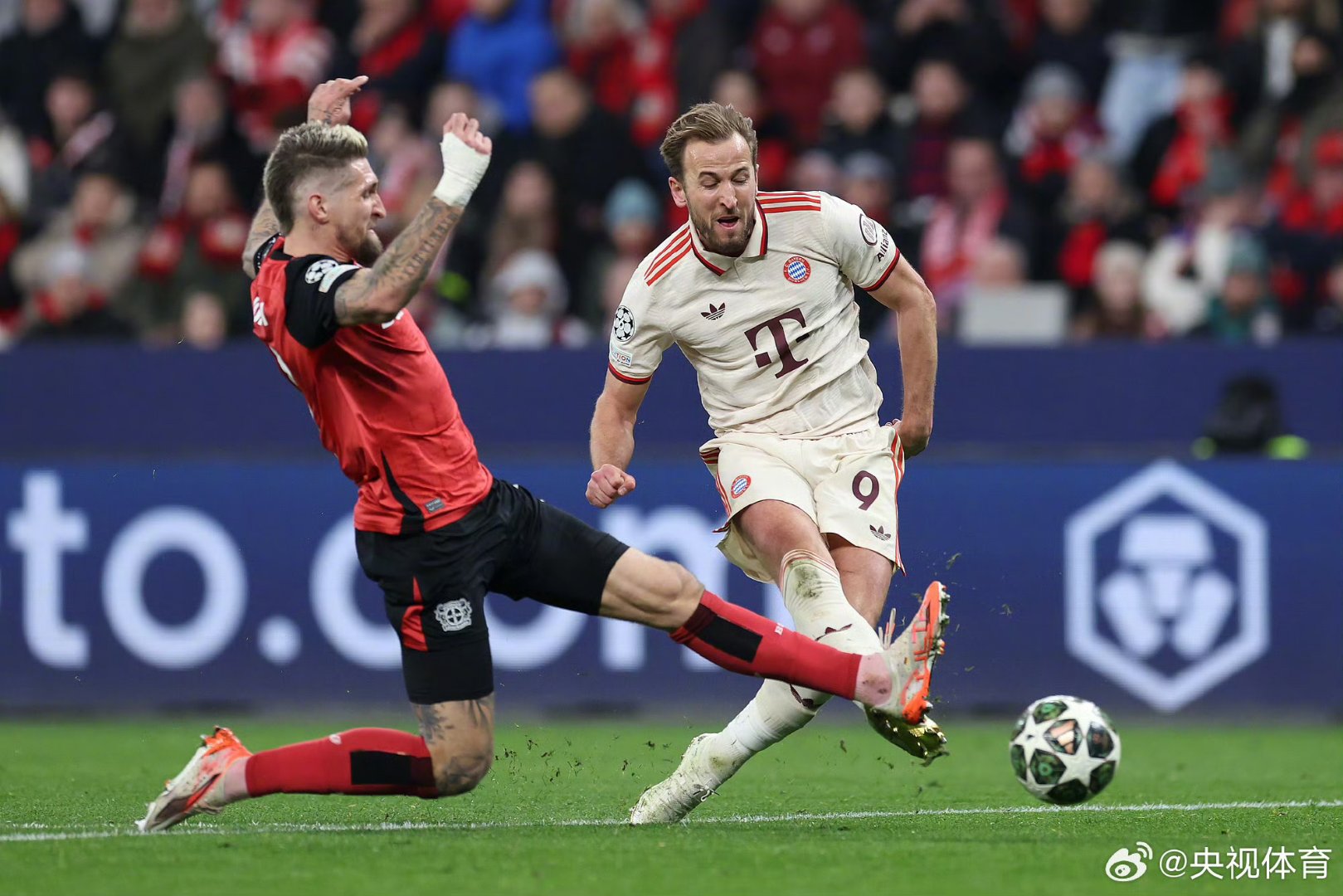 英格兰完胜勒沃库森,福登点燃赛场 英格兰完胜勒沃库森,福登点燃赛场