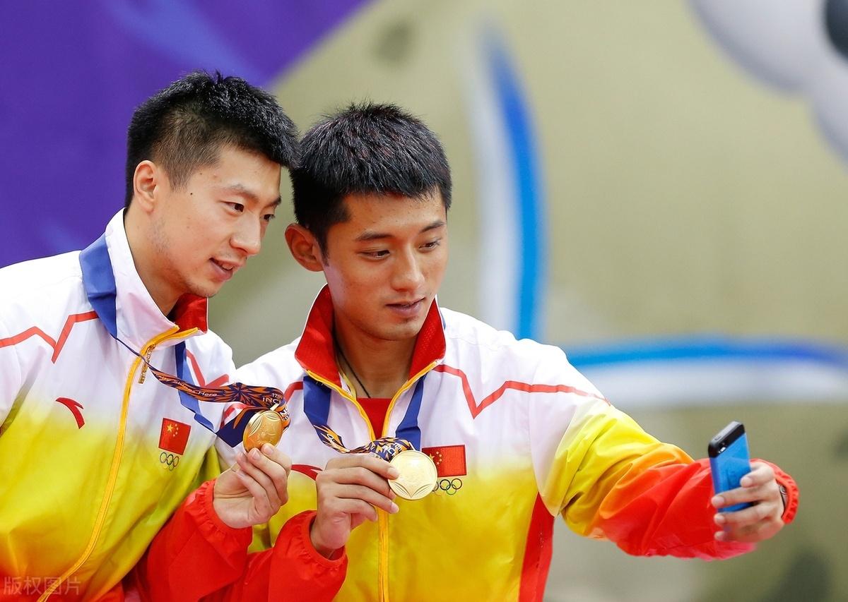 中国队横扫英格兰队,张继科高光表现 中国队横扫英格兰队,张继科高光表现